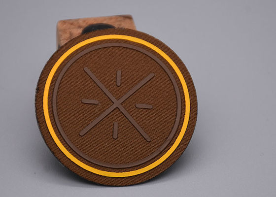 2D Yükseltilmiş Silikon Logo Isı Transferi Giyim Etiketleri Dokuma Kumaş